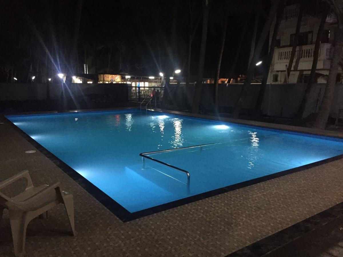 Hotel Murud Marina エクステリア 写真