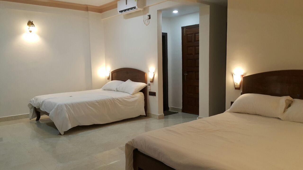 Hotel Murud Marina エクステリア 写真