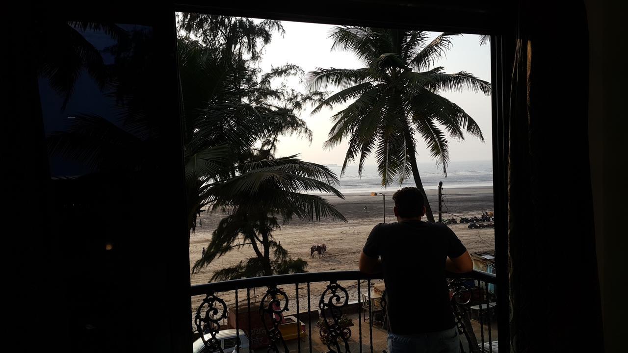 Hotel Murud Marina エクステリア 写真